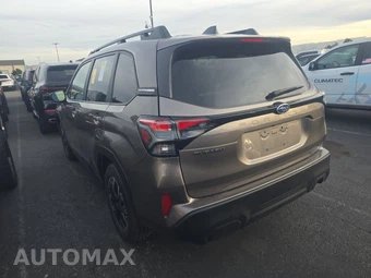 2025 Subaru Forester Premium - miniatura 6