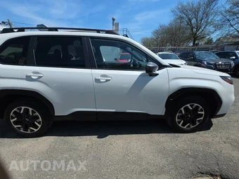 2025 Subaru Forester Premium - miniatura 5