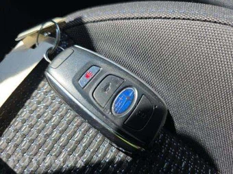2025 Subaru Forester Premium - miniatura 9