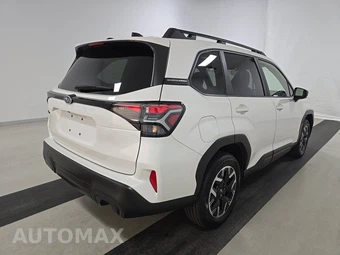2025 Subaru Forester Premium - miniatura 4