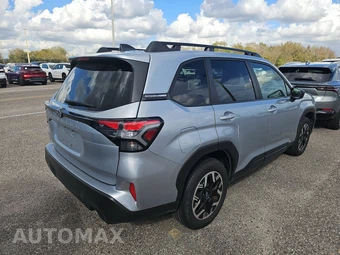 2025 Subaru Forester Premium - miniatura 4