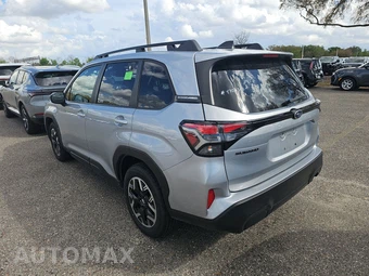 2025 Subaru Forester Premium - miniatura 6