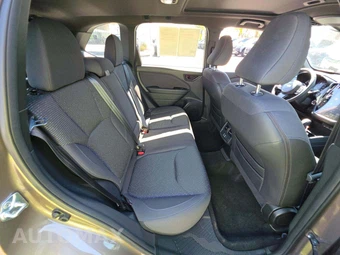 2025 Subaru Forester Premium - miniatura 16