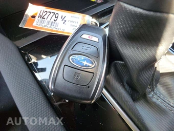 2025 Subaru Forester Premium - miniatura 8
