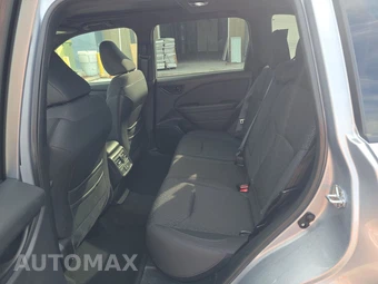 2025 Subaru Forester Premium - miniatura 13