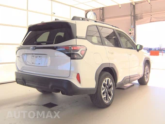 2025 Subaru Forester Premium - miniatura 4