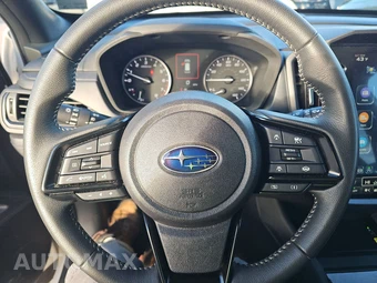 2025 Subaru Forester Premium - miniatura 10