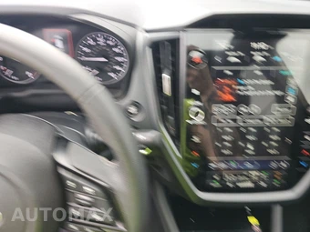 2025 Subaru Forester Premium - miniatura 11