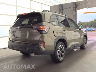 2025 Subaru Forester Premium - miniatura 4