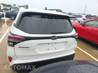 2025 Subaru Forester Premium - miniatura 5