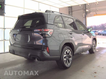 2025 Subaru Forester Premium - miniatura 4