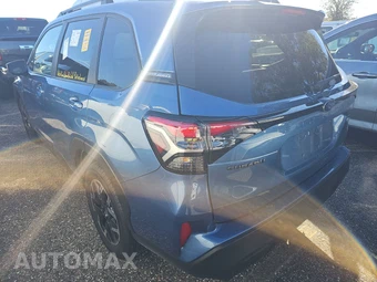 2025 Subaru Forester Premium - miniatura 6