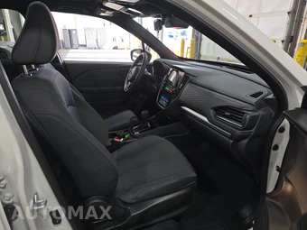 2025 Subaru Forester Premium - miniatura 8