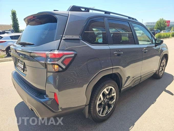 2025 Subaru Forester Premium - miniatura 3