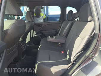 2025 Subaru Forester Premium - miniatura 13