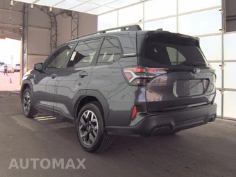 2025 Subaru Forester Premium - miniatura 6