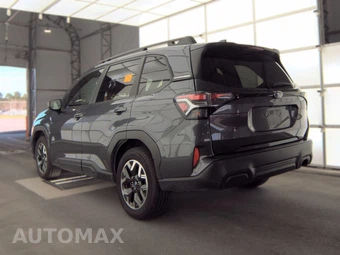 2025 Subaru Forester Premium - miniatura 6