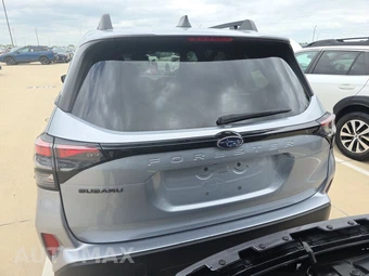 2025 Subaru Forester Premium - miniatura 5