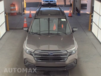 2025 Subaru Forester Premium - miniatura 2