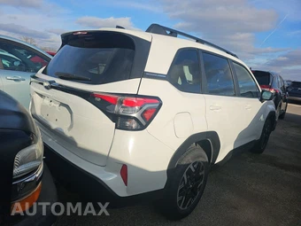 2025 Subaru Forester Premium - miniatura 4