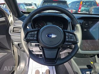2025 Subaru Forester Premium - miniatura 10