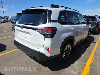 2025 Subaru Forester Premium - miniatura 4