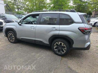 2025 Subaru Forester Premium - miniatura 2