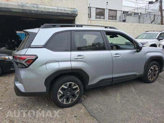 2025 Subaru Forester Premium - miniatura 3