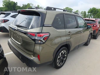 2025 Subaru Forester Premium - miniatura 4