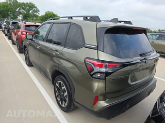 2025 Subaru Forester Premium - miniatura 6