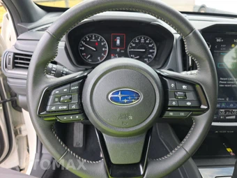 2025 Subaru Forester Premium - miniatura 10