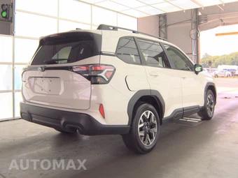2025 Subaru Forester Premium - miniatura 4