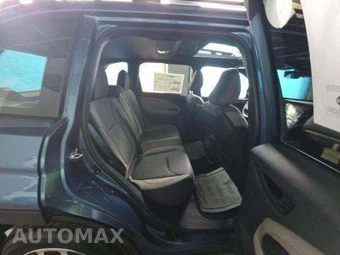 2025 Subaru Forester Premium - miniatura 16