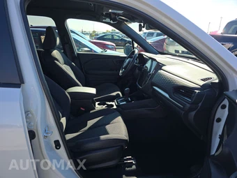2025 Subaru Forester Premium - miniatura 8