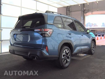 2025 Subaru Forester Premium - miniatura 4