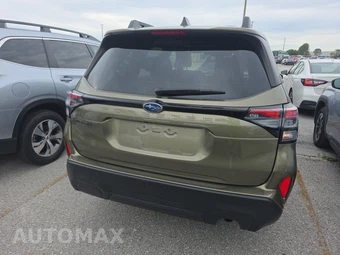 2025 Subaru Forester Premium - miniatura 5