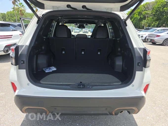 2025 Subaru Forester Sport - miniatura 8