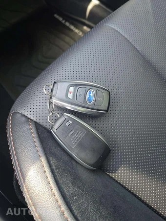 2025 Subaru Forester Touring - miniatura 8