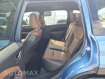 2025 Subaru Forester Touring - miniatura 13