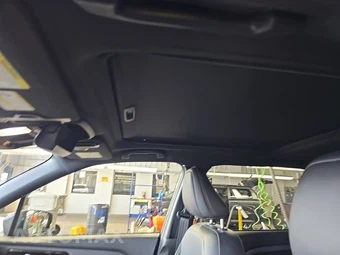 2025 Subaru Forester Touring - miniatura 17