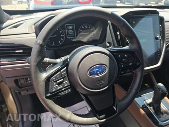 2025 Subaru Forester Touring - miniatura 10