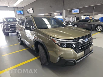 2025 Subaru Forester Touring - miniatura 3