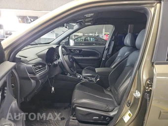 2025 Subaru Forester Touring - miniatura 7