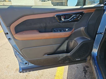 2025 Subaru Forester Touring - miniatura 9