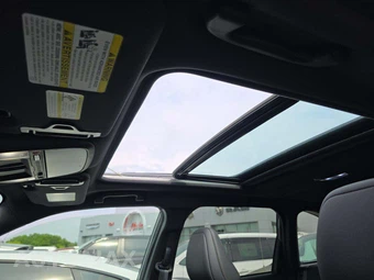 2025 Subaru Forester Touring - miniatura 11