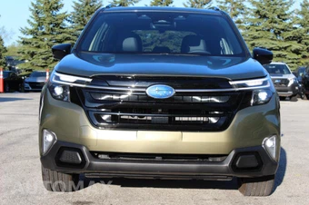 2025 Subaru Forester Touring - miniatura 2