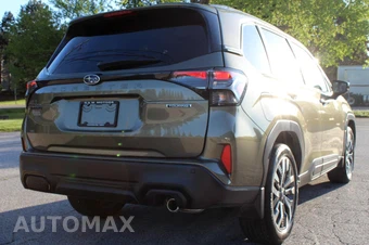 2025 Subaru Forester Touring - miniatura 5