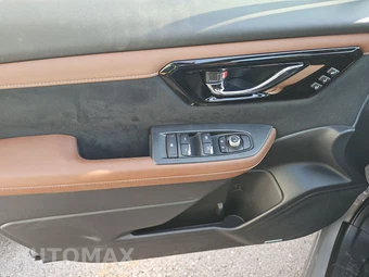 2025 Subaru Forester Touring - miniatura 9