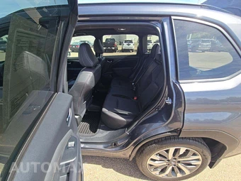 2025 Subaru Forester Touring - miniatura 10