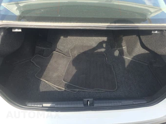 2025 Subaru Legacy Premium – miniatura 16